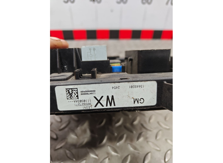 Блок предохранителей к Блок предохранителей к Opel Astra undefined г. Astra