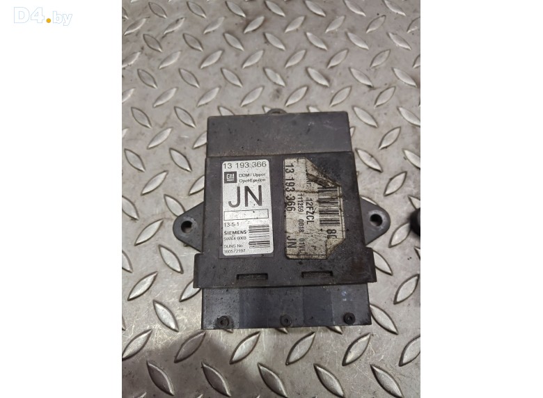 Блок управления двери передней левой к Opel Vectra undefined г.