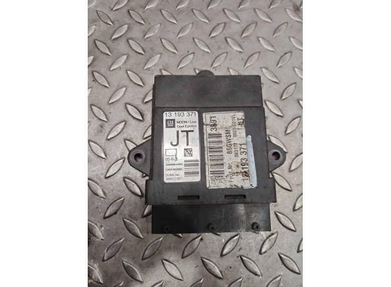 Блок управления двери передней левой к Opel Signum, 2005г.