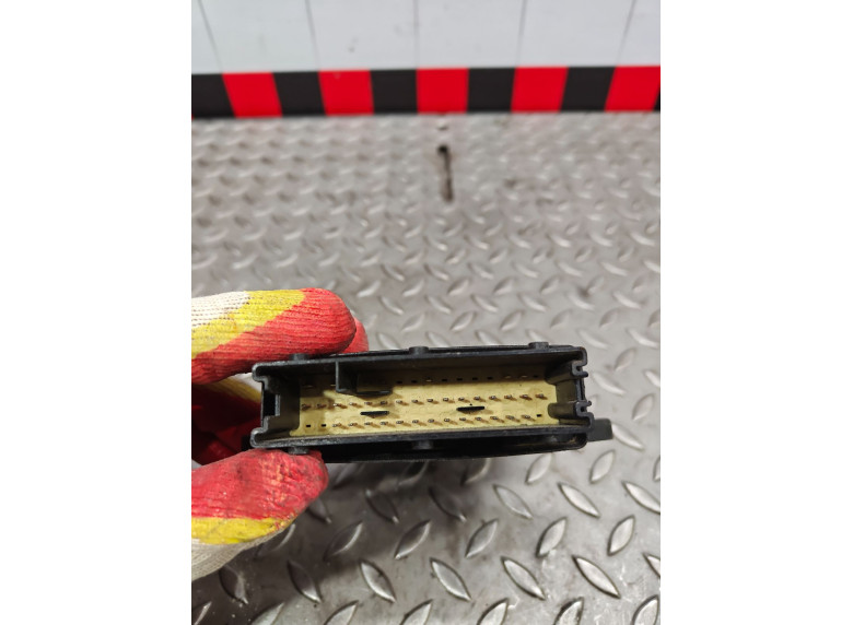 Блок управления двери передней левой к Opel Signum, 2005г.