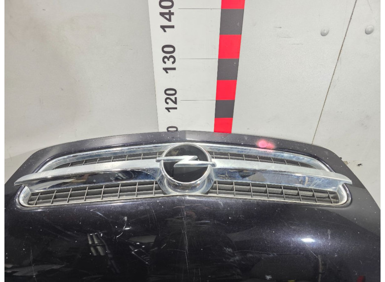 Решетка капота к Opel Vectra, 2004г.