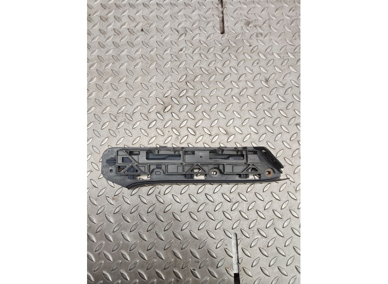 Кронштейн крепления бампера переднего к Volkswagen Touran, 2004г.