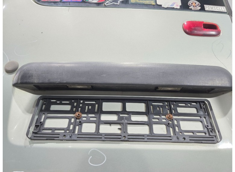 Накладка подсветки номера к Renault Master