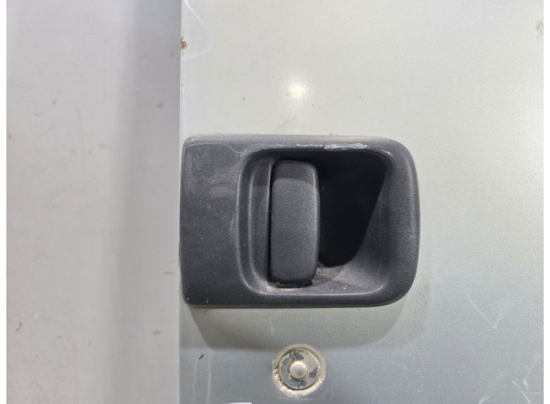 Ручка наружная распашной двери правой к Renault Master