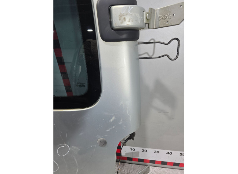 Дверь задняя распашная правая к Renault Master, 2006г.