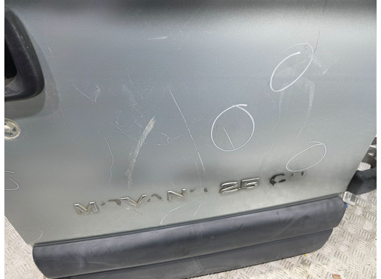 Дверь задняя распашная правая к Renault Master, 2006г.