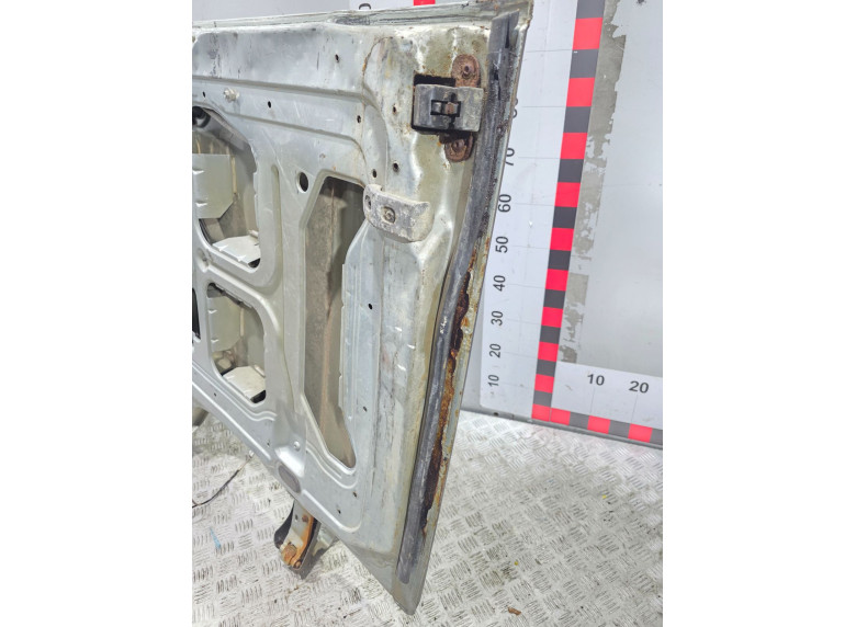 Дверь задняя распашная правая к Renault Master, 2006г.