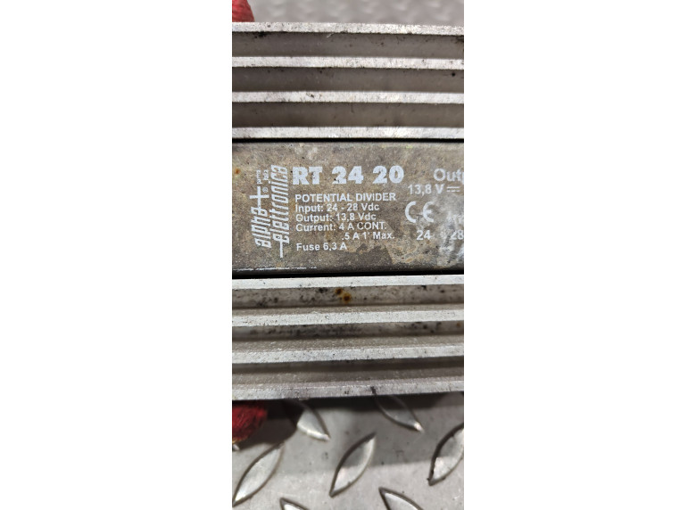 Преобразователь напряжения к Mercedes Atego, 1999г.