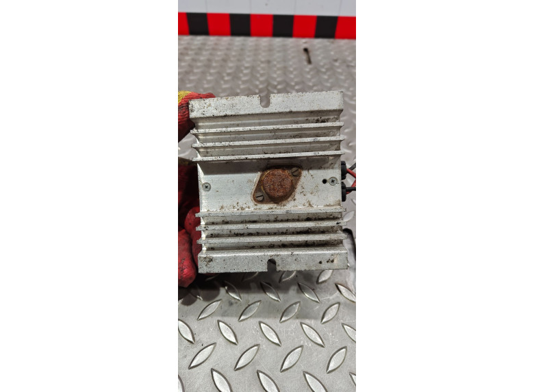 Преобразователь напряжения к Mercedes Atego, 1999г.