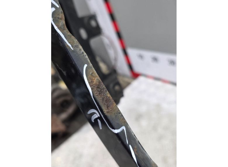 Крыло переднее правое к Volkswagen Golf Plus, 2008г.