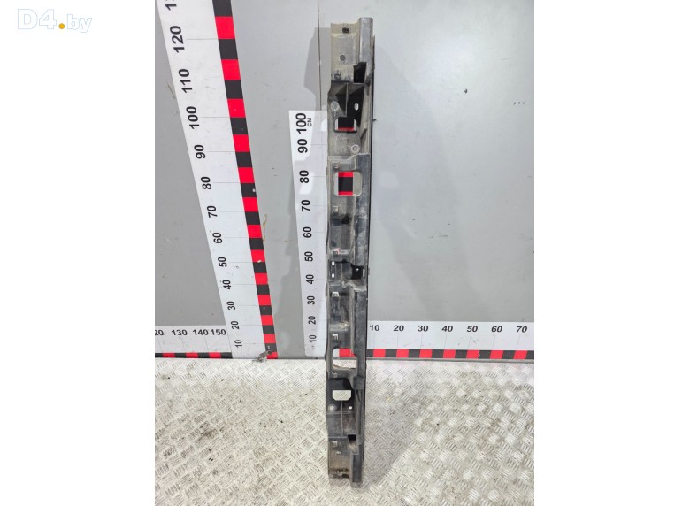 Усилитель бампера заднего к Volkswagen Transporter undefined г.