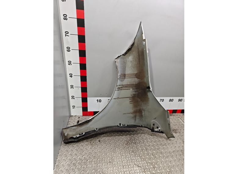 Крыло переднее правое к Renault Megane, 2010г.