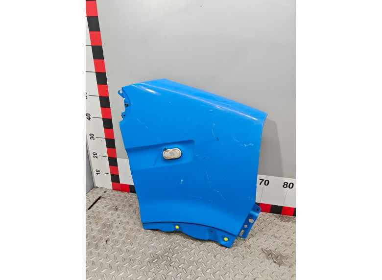 Крыло переднее правое к Renault Master, 2006г.