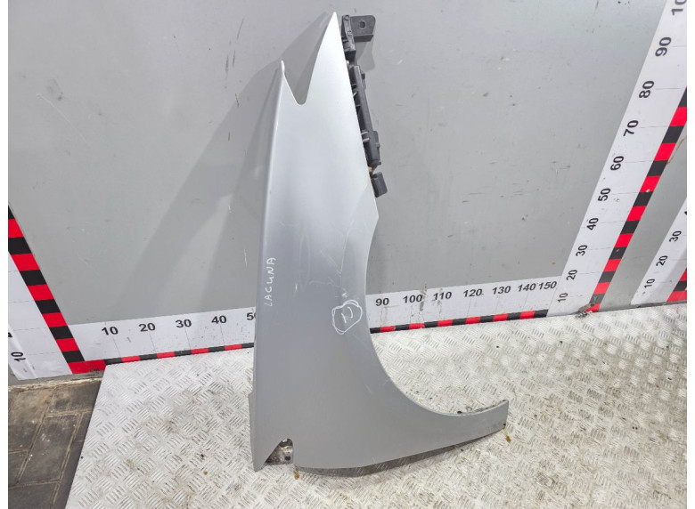 Крыло переднее правое к Renault Laguna, 2010г.