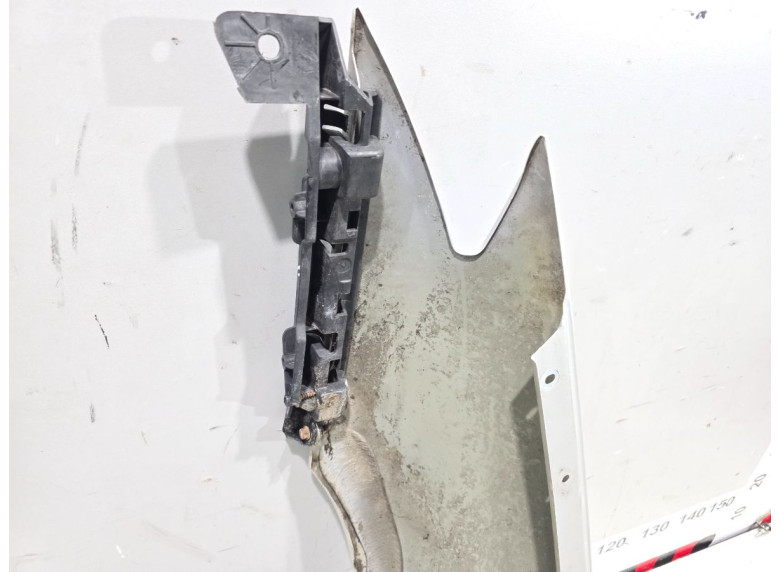 Крыло переднее правое к Renault Laguna, 2010г.