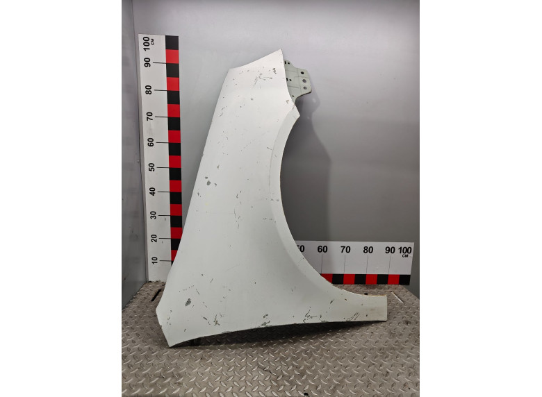 Крыло переднее правое к Volkswagen Golf, 2005г.