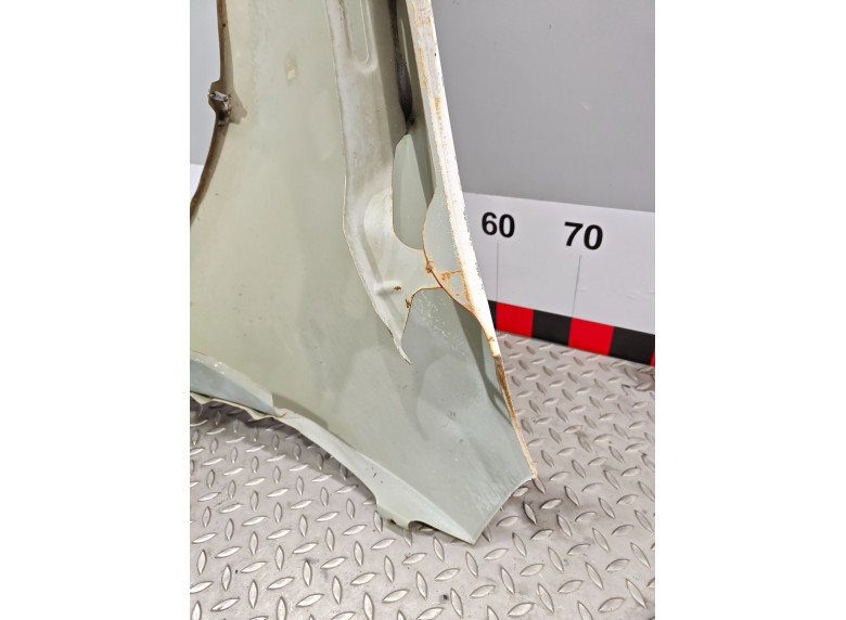 Крыло переднее правое к Volkswagen Golf, 2005г.