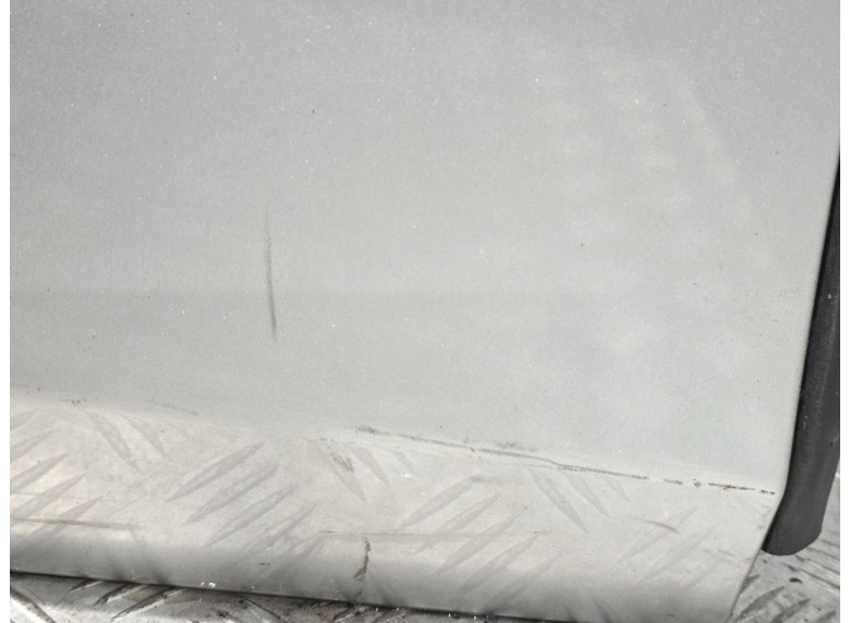 Дверь задняя правая к Renault Latitude, 2010г.