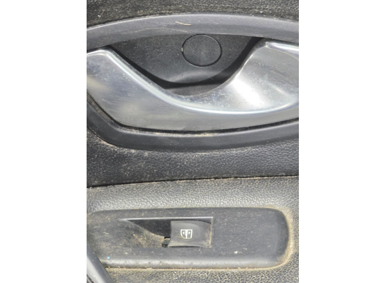 Кнопка стеклоподъемника заднего правого к Renault Latitude, 2010г.