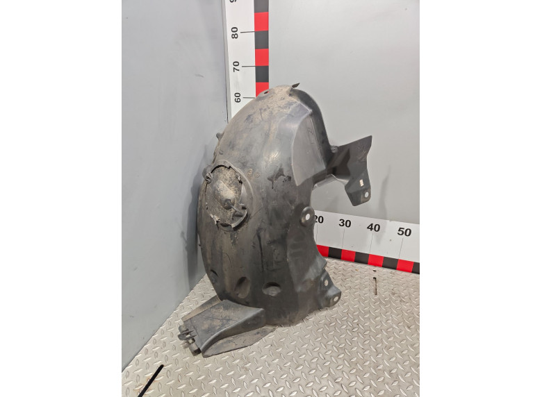 Защита арок передняя правая (подкрылок) к Renault Kangoo, 2010г.