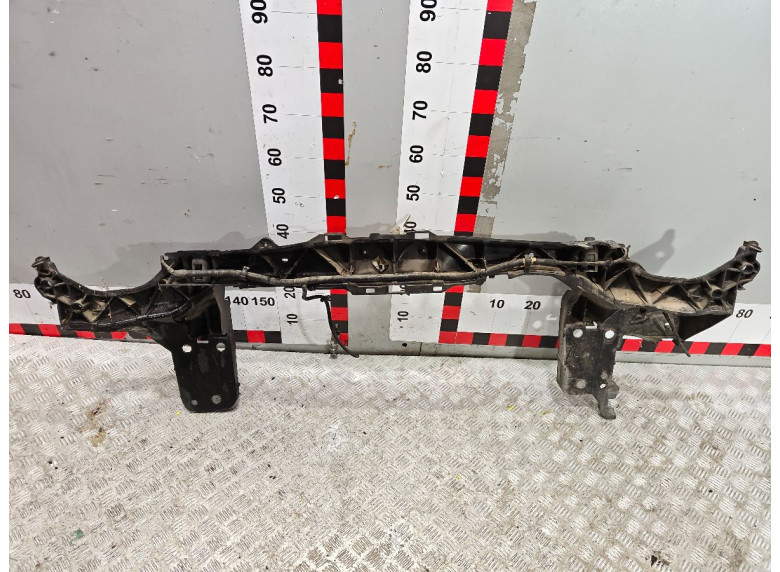 Передняя панель крепления облицовки (телевизор) к Renault Kangoo, 2008г.