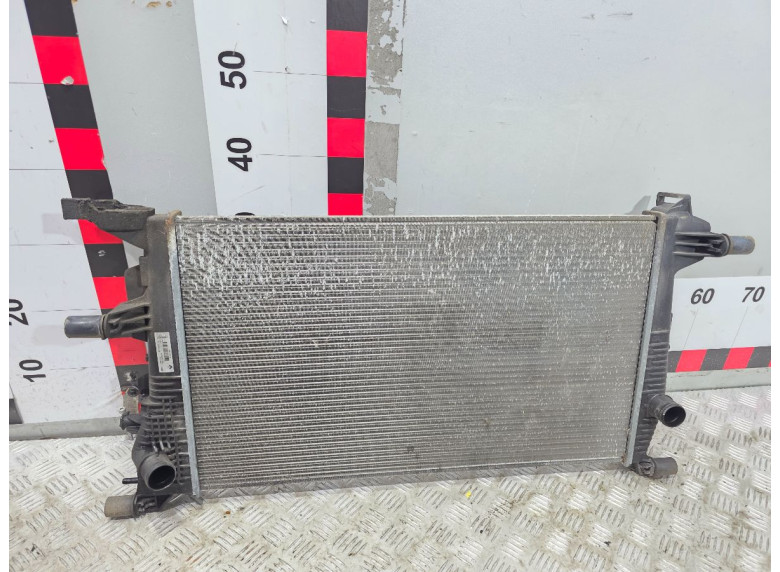 Радиатор (основной) к Renault Megane, 2010г.