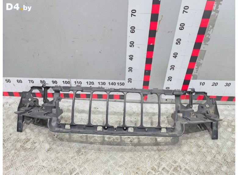 Передняя панель крепления облицовки (телевизор) к Jeep GrandCherokee undefined г.