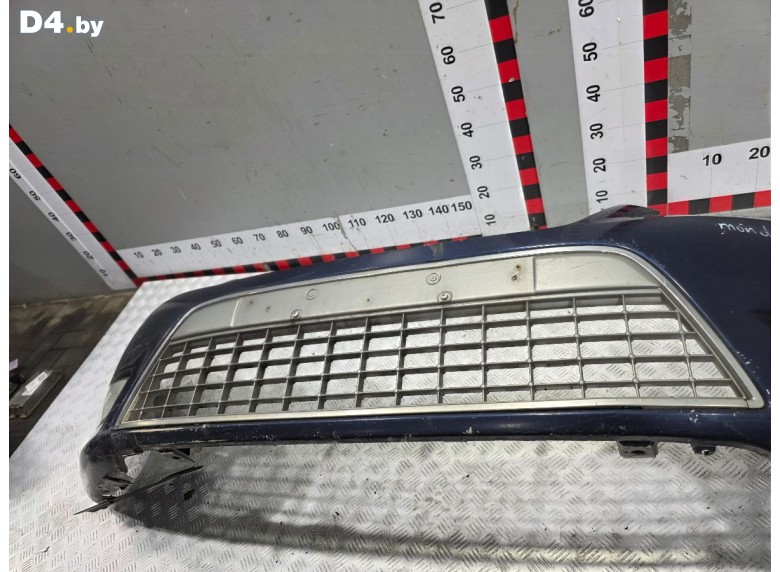 Заглушка (решетка) в бампер передний к Ford Mondeo undefined г.