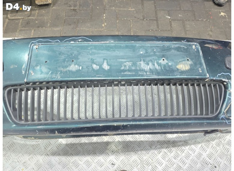 Заглушка (решетка) в бампер передний к Skoda Fabia undefined г.