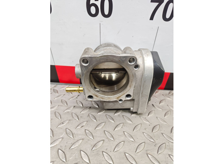 Заслонка дроссельная к Renault Megane, 2004г.