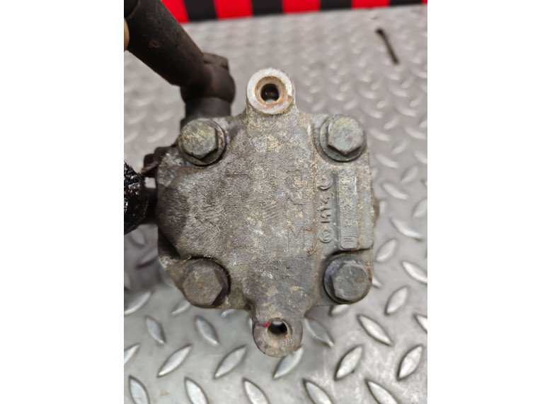 Насос гидроусилителя руля к Volkswagen Golf, 2000г.