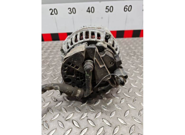 Генератор к Volkswagen Golf, 2000г.