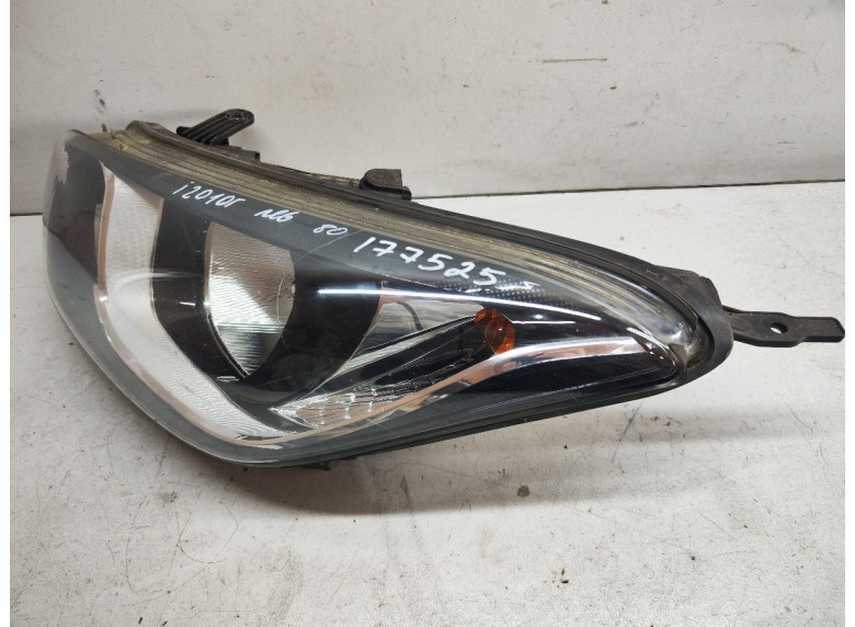 Фара левая к Hyundai i20, 2012г.
