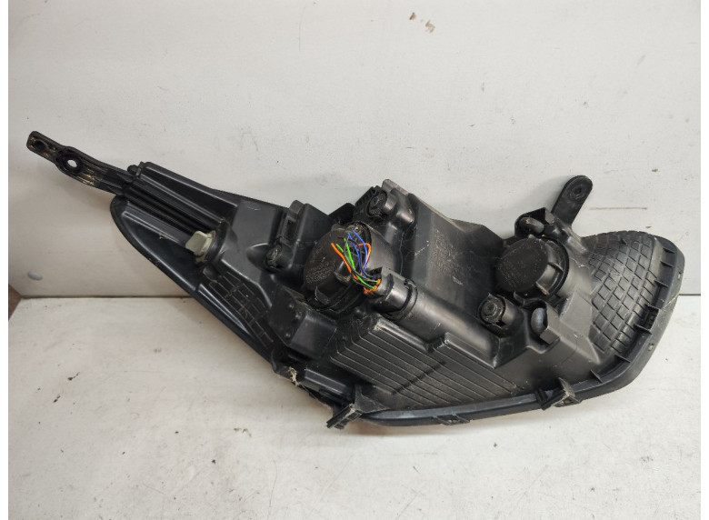 Фара левая к Hyundai i20, 2012г.