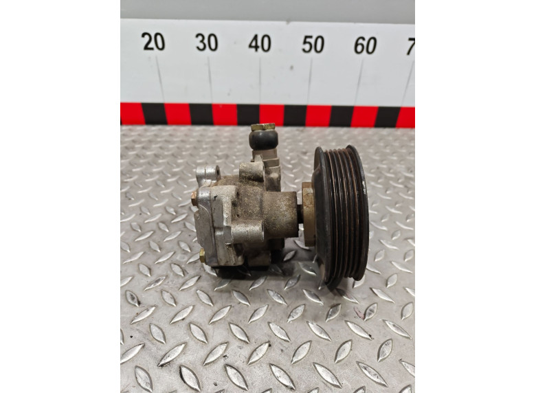 Насос гидроусилителя руля к Volkswagen Golf, 2002г.