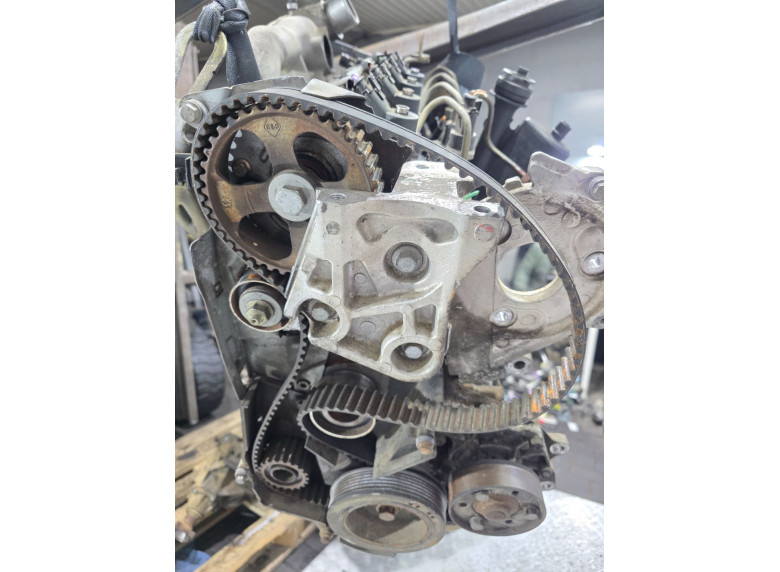 Двигатель к Renault Kangoo, 2001г.