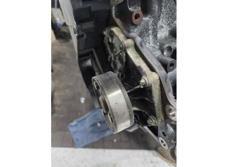 Шкив помпы к Renault Scenic, 2000г.