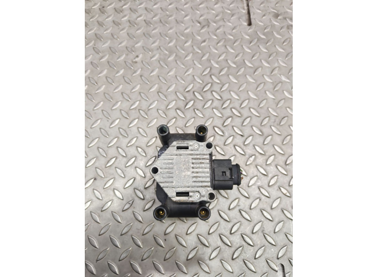 Катушка зажигания к Volkswagen Golf, 2001г.