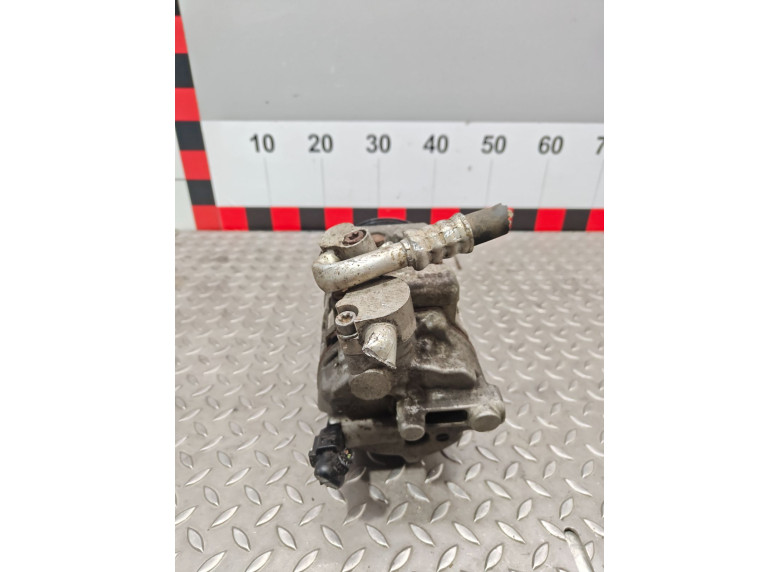 Компрессор кондиционера к Volkswagen Golf, 2006г.