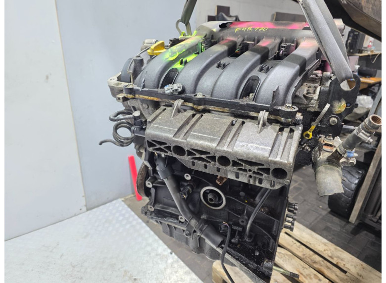 Двигатель к Renault Scenic