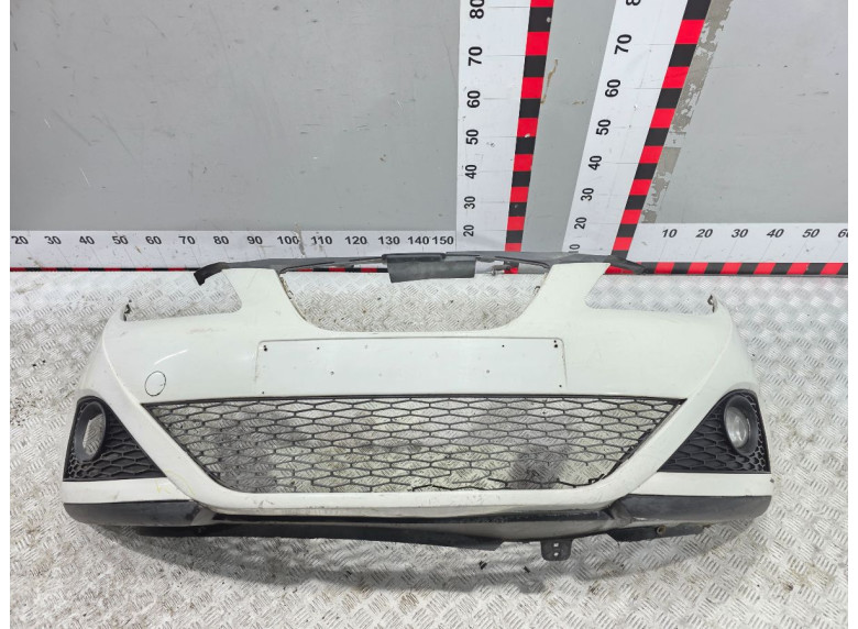 Рамка фары противотуманной левой к Seat Ibiza, 2010г.
