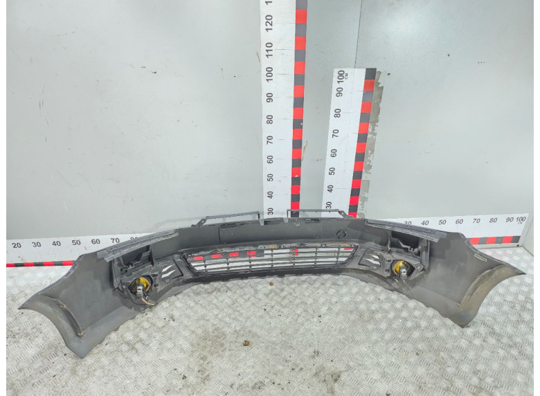 Бампер передний к Volkswagen Golf, 2009г.