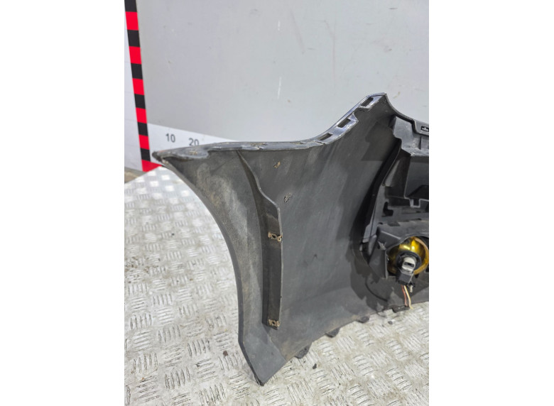 Бампер передний к Volkswagen Golf, 2009г.