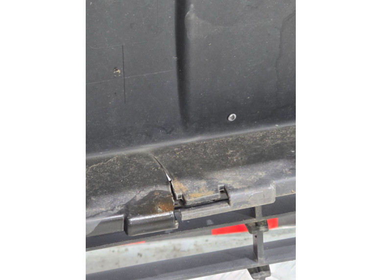 Бампер передний к Volkswagen Golf, 2009г.