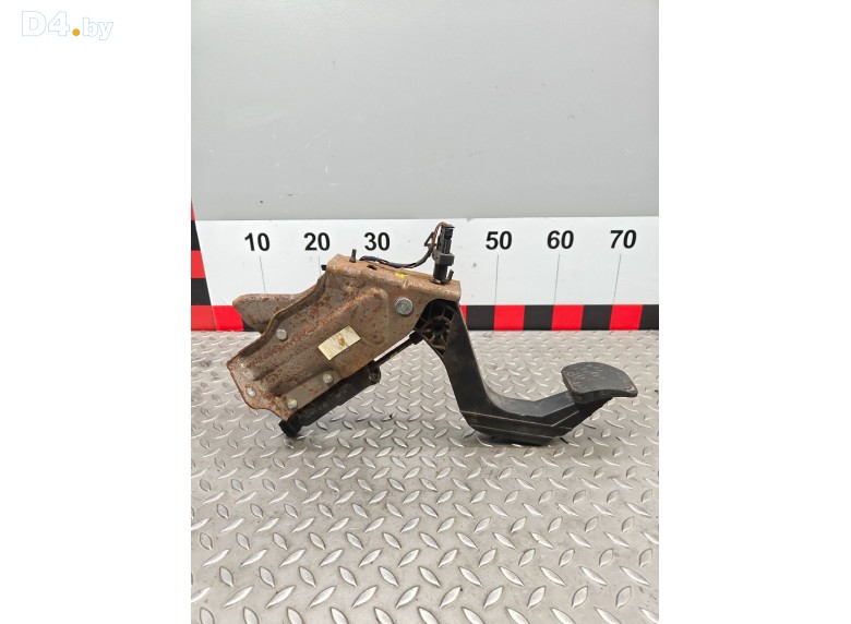 Педаль сцепления к Mercedes Sprinter undefined г.