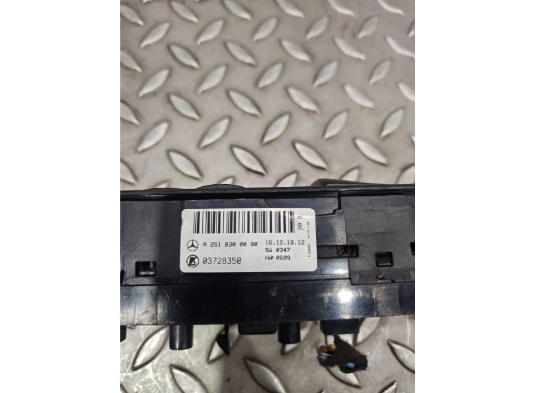 Блок управления стеклоподъемниками к Блок управления стеклоподъемниками к Mercedes MLW164 undefined г. ML W164