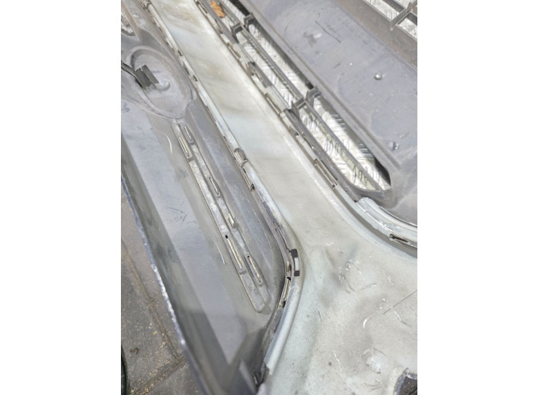 Решетка радиатора к Ford Grand C-Max, 2012г.