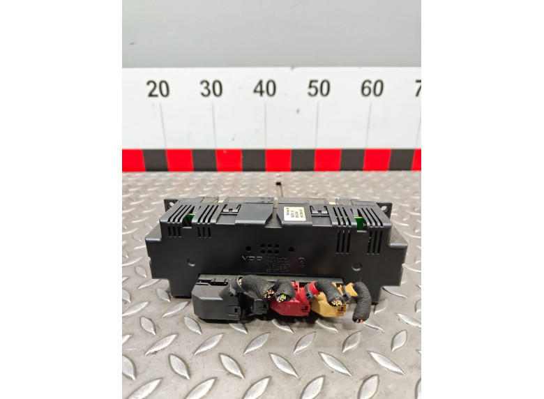 Блок управления печки/климат-контроля к Volkswagen Passat, 2002г.