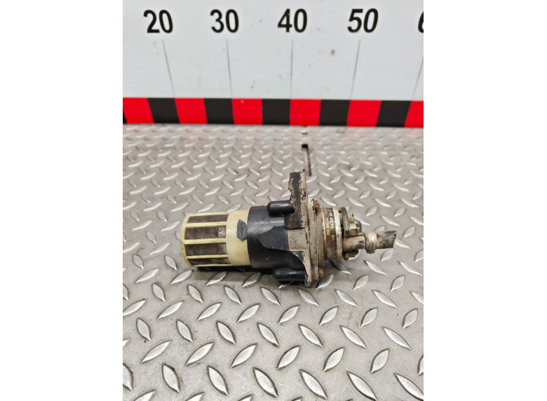 Насос топливный к Volkswagen Golf, 1990г.