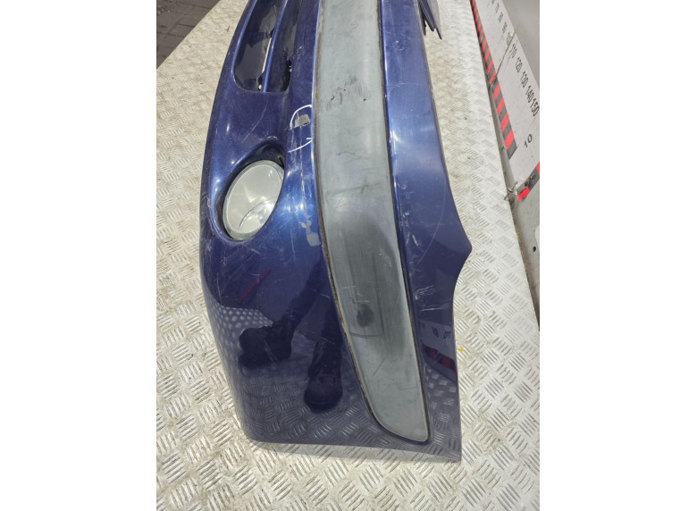 Бампер передний к Renault Scenic, 2001г.